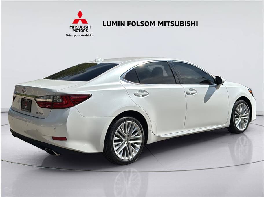 Used 2016 Lexus ES 350 w/ Luxury Package w/Wood Trim FWD image 5