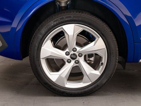 Used 2024 Audi Q5 2.0T Premium w/ Convenience Package image 44