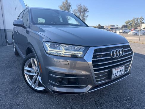 Used 2018 Audi Q7 3.0T Prestige w/ Prestige Package AWD/4WD image 4