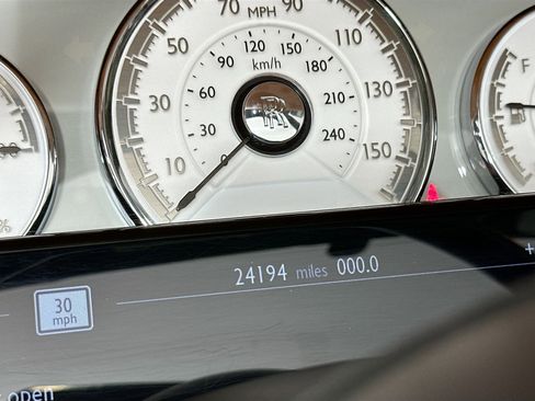 Certified 2016 Rolls-Royce Dawn image 13