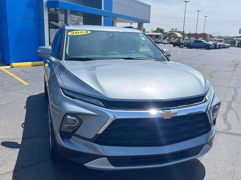Used 2024 Chevrolet Blazer LT w/ LPO, Floor Liner Package FWD image 8