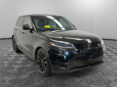 New 2026 Land Rover Range Rover Sport SE image 7