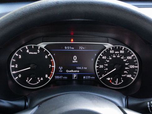Used 2024 Nissan Altima 2.5 SV FWD image 20