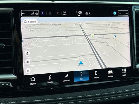 Used 2024 Chrysler Pacifica Select image 20