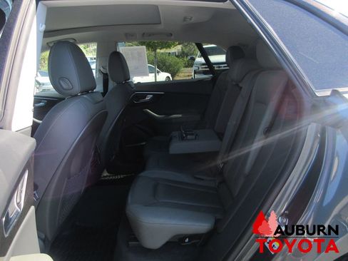 Used 2019 Audi Q8 Prestige AWD/4WD image 19