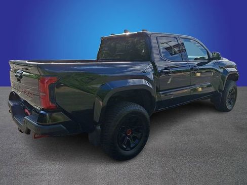 Used 2025 Toyota Tacoma TRD Pro w/ Tow Tech Package AWD/4WD image 4