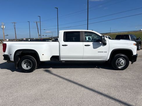 Used 2023 Chevrolet Silverado 3500 W/T w/ Gooseneck/5TH Wheel Package image 6