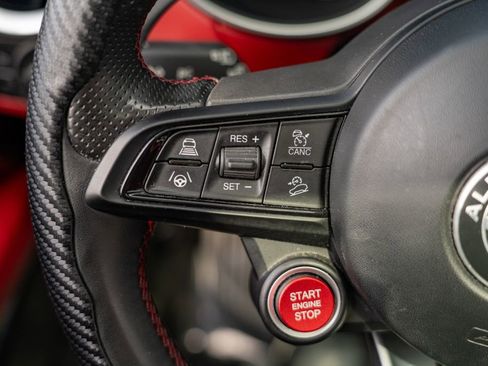 Used 2021 Alfa Romeo Stelvio Ti Sport image 27