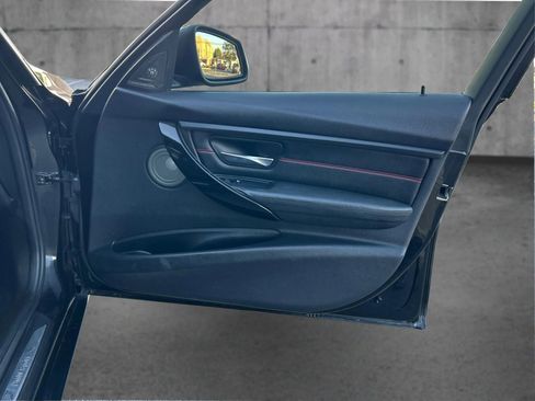 Used 2013 BMW 335i Sedan image 21