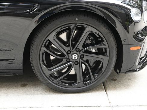 New 2025 Bentley Flying Spur Plug-In Hybrid image 25