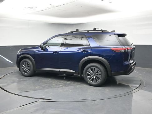 New 2026 Nissan Pathfinder SV image 3