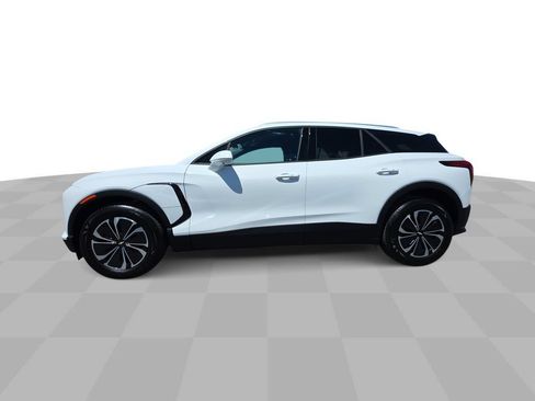 Used 2025 Chevrolet Blazer EV LT AWD/4WD image 5