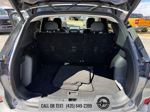 Used 2025 Ford Escape Platinum image 29