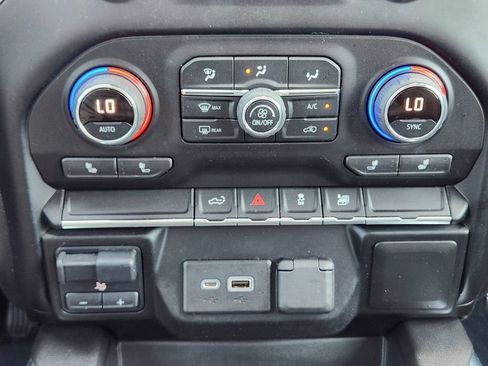 Certified 2021 Chevrolet Silverado 1500 RST AWD/4WD image 19