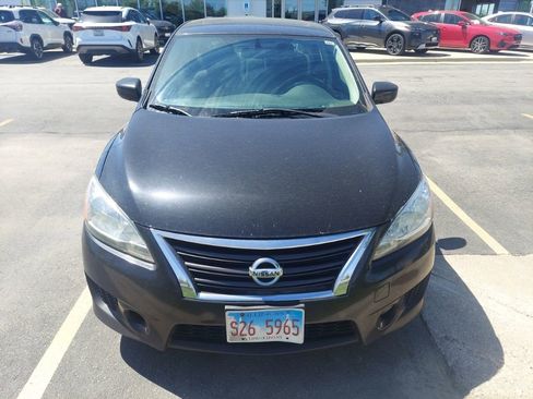 Used 2013 Nissan Sentra SR w/ Premium Pkg FWD image 5