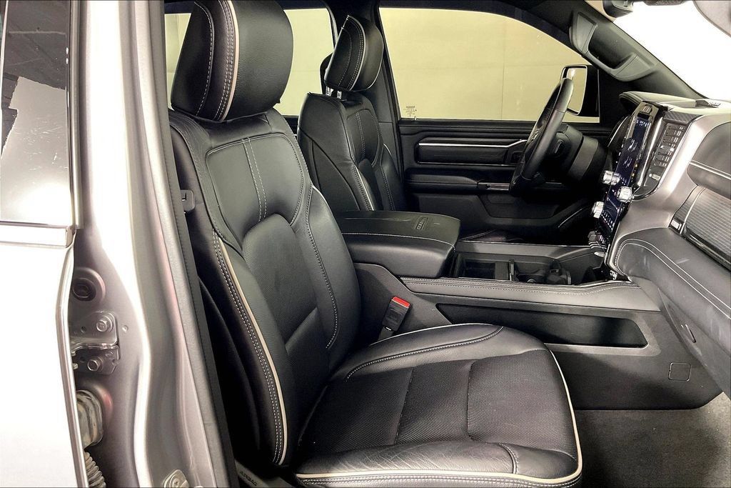 Used 2024 RAM 1500 Limited AWD/4WD image 9