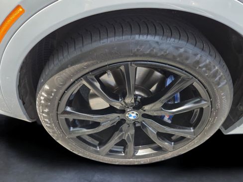 Used 2024 BMW X7 M60i w/ Executive Package AWD/4WD image 9