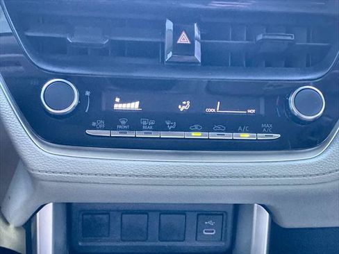 Certified 2023 Toyota Corolla Cross L AWD/4WD image 18