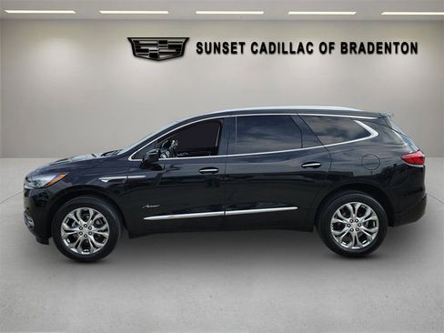 Used 2021 Buick Enclave Avenir w/ Avenir Technology Package image 7