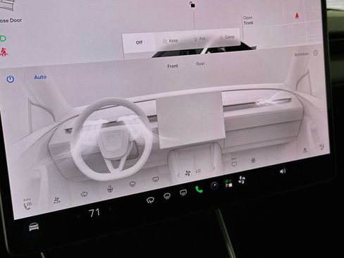 Used 2026 Tesla Model Y AWD image 15