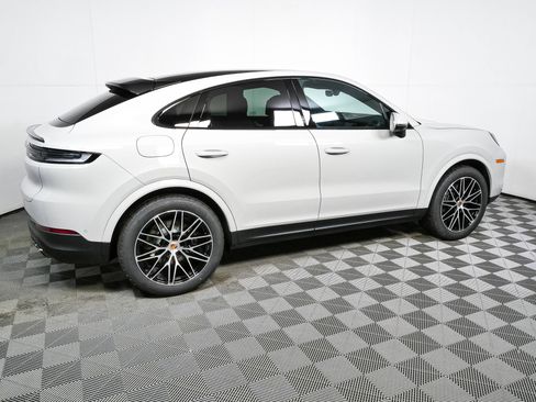 New 2026 Porsche Cayenne Coupe AWD/4WD image 28
