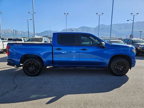 Used 2022 Chevrolet Silverado 1500 Custom AWD/4WD image 2