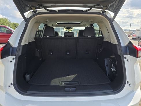 New 2026 Nissan Rogue SV w/ SV Premium Package image 11