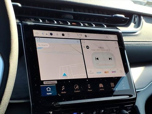 New 2025 Jeep Grand Cherokee L Limited w/ Luxury Tech Group II image 8