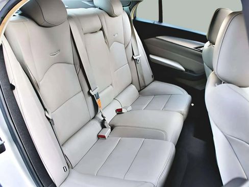 Used 2018 Cadillac CTS Luxury image 28