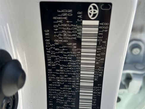 Used 2025 Toyota Corolla LE image 10