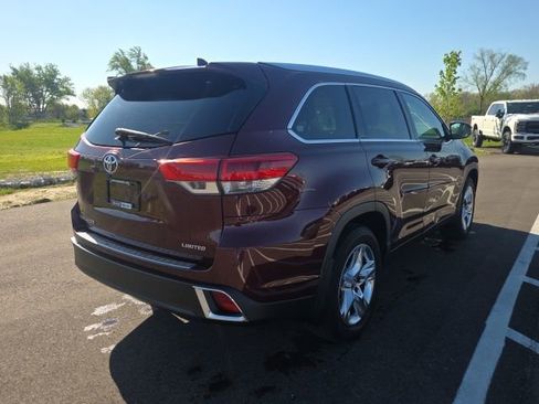 Used 2018 Toyota Highlander Limited image 7