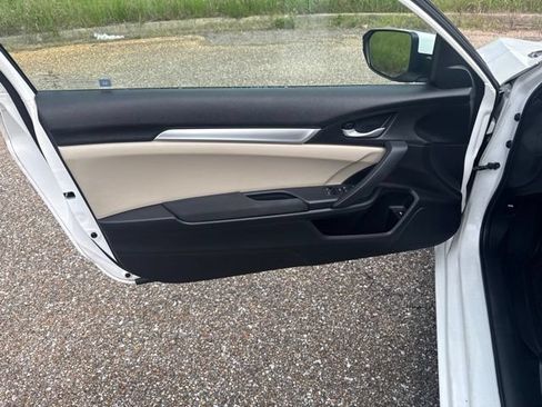 Used 2017 Honda Civic LX-P image 10