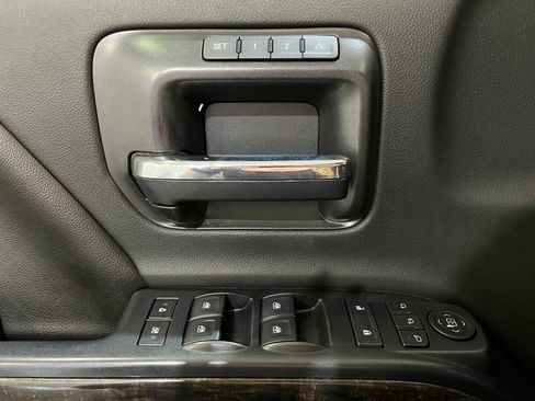 Used 2016 GMC Sierra 2500 Denali AWD/4WD image 12