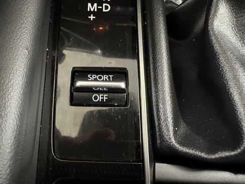 Used 2019 MAZDA MAZDA3 Sedan w/ Premium Package image 21