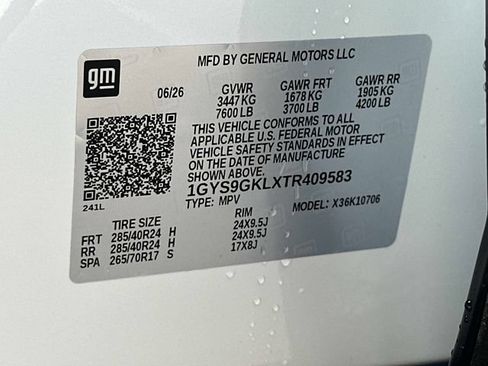 New 2026 Cadillac Escalade Platinum Sport w/ LPO, ONYX Package AWD/4WD image 18