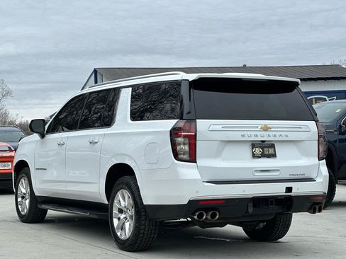 Used 2022 Chevrolet Suburban Premier AWD/4WD image 5