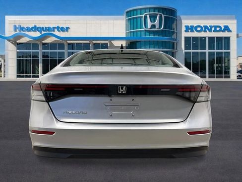 New 2026 Honda Accord SE image 4