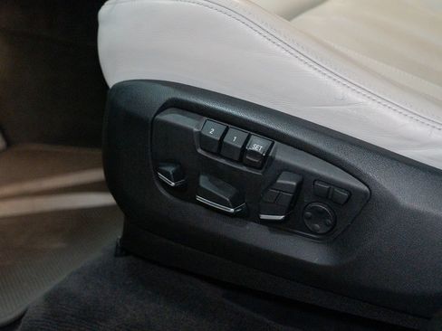 Used 2015 BMW X5 M AWD/4WD image 19