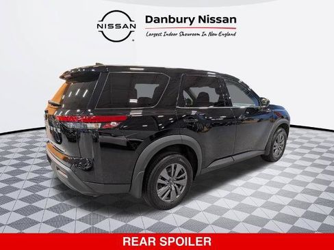 Certified 2024 Nissan Pathfinder S AWD/4WD image 4