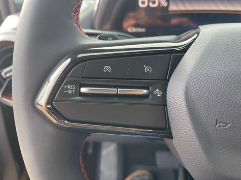 New 2026 Chevrolet Equinox EV RS image 15