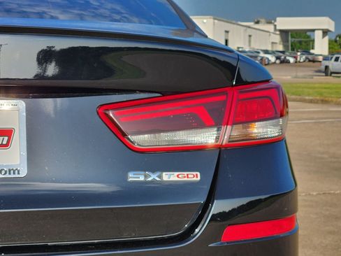 Used 2020 Kia Optima SX FWD image 16