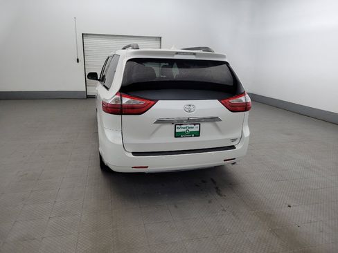 Used 2015 Toyota Sienna Limited Premium AWD/4WD image 6