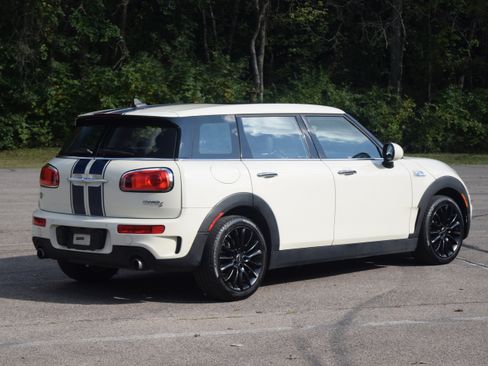 Used 2019 MINI Cooper Clubman S image 26