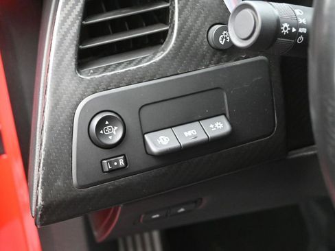 Used 2017 Chevrolet Corvette Z06 w/ Z07 Performance Package image 18