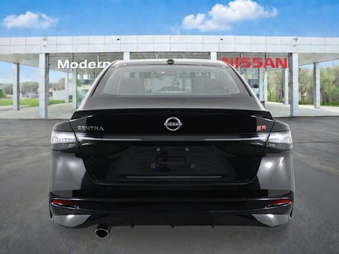 New 2026 Nissan Sentra SR FWD image 4