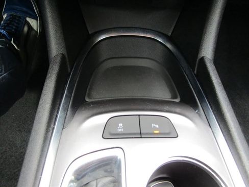 Used 2024 Chevrolet Malibu LT image 29