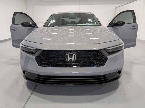 Used 2023 Honda Accord Sport image 14