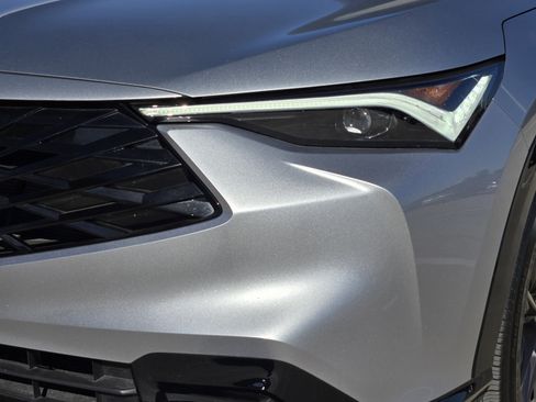 Certified 2025 Acura ADX A-Spec image 16