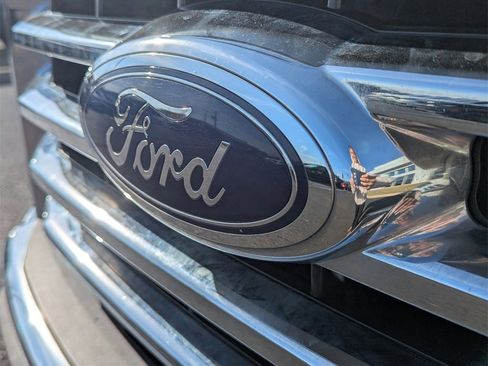 Used 2016 Ford F150 XLT w/ Equipment Group 302A Luxury image 28