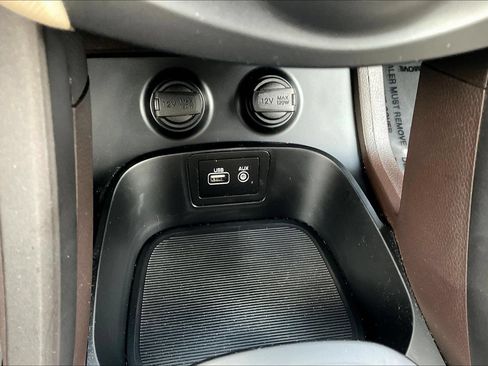 Used 2018 Hyundai Santa Fe Sport FWD image 15